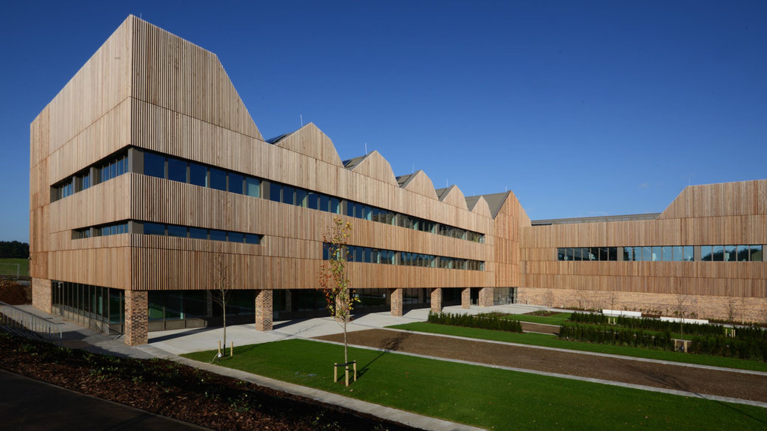 BCL wood cladding panel installed at NMRB in Norwich