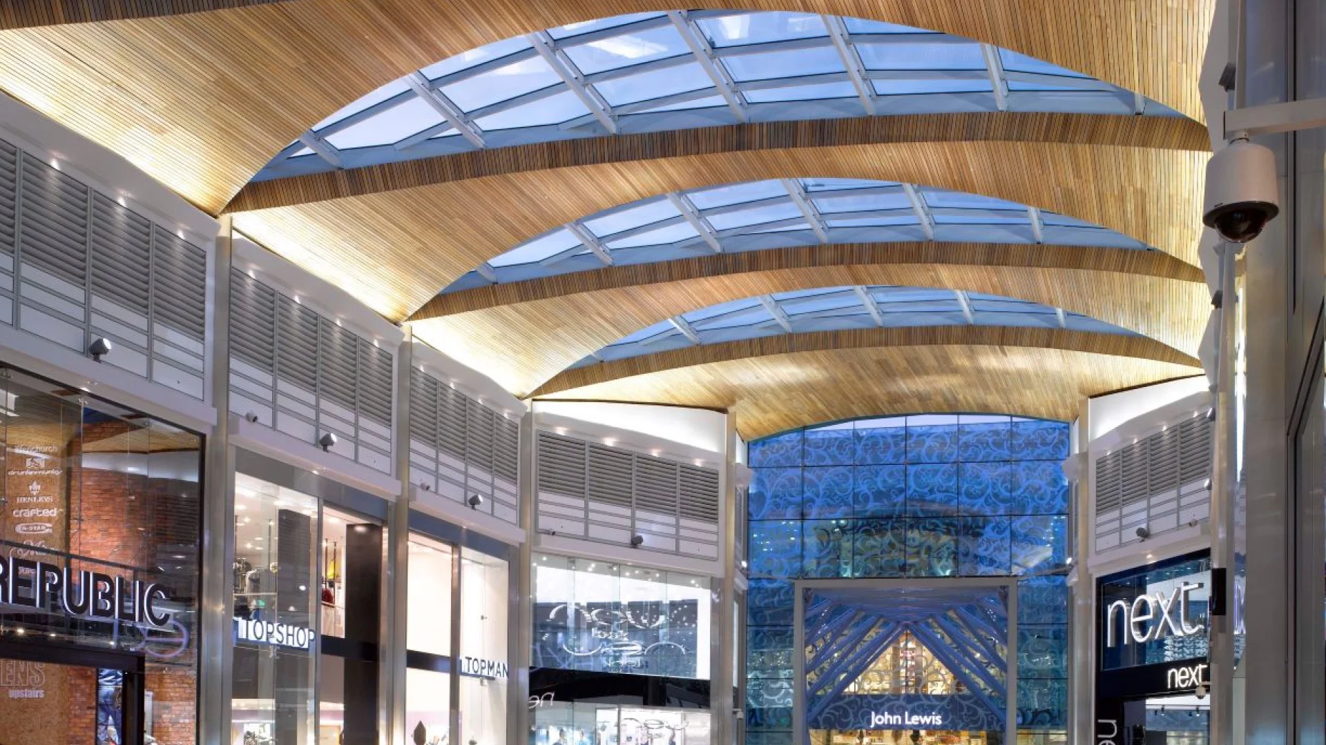 Wall and Ceiling Panel Systems for Highcross Mall in Leicester